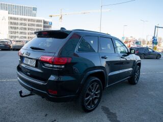 Jeep Grand Cherokee 75TH ANNIVERSARY EDITION/SUMMIT 3.0 184кВ
