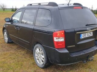 Kia Carnival 2.9 136кВ