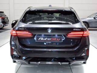 BMW 520 xDrive M-Sportpakett Touring MHEV SHADOWLINE 2.0 145kW