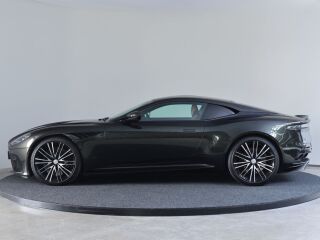Aston Martin DBS V12 533kW