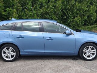 Volvo V60 Plug-in Hybrid AWD 2.4 D6 158kW