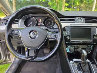 Volkswagen Passat 2.0 140kW