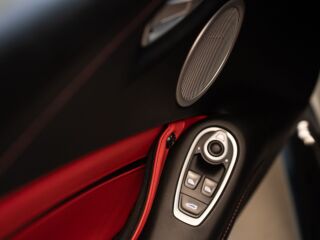 Aston Martin V8 Vantage 4.0 V8 375kW