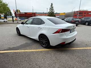 Lexus IS 300h F-Sport 2.5 133kW