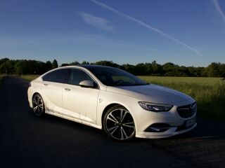 Opel Insignia OPC-line 1.5 121кВ