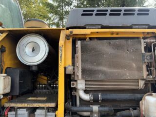 New Holland E 215+16.5M NOOL 112kW