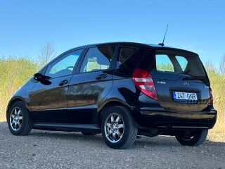 Mercedes-Benz A 180 2.0 R4 80kW