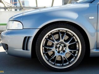 Audi RS 4 2.7 V6 Bi-turbo 280кВ