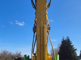 Komatsu PC170LC-11 90kW