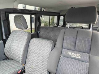 Land Rover Defender 2.5 90kW
