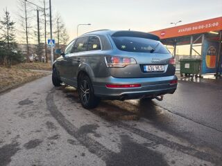 Audi Q7 S-line 3.0 176кВ