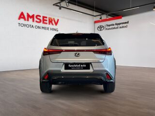 Lexus UX 300h F Sport Design 2.0 112kW