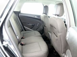 Opel Astra Elegance Facelift 1.6 85kW