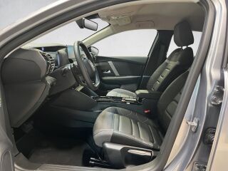 Citroen C4 Shine PureTech 130 1.2 96kW