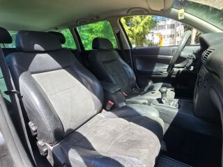 Volkswagen Passat 2.5 110kW
