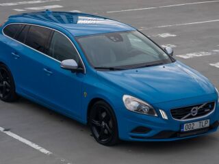 Volvo V60 D5 AWD Polestar R Design 2.4 169kW