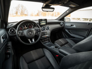 Mercedes-Benz A 180 1.5 80kW