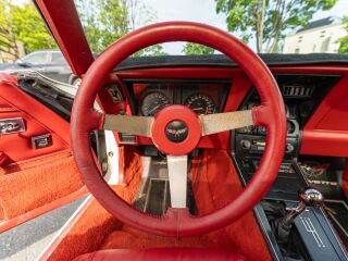 Chevrolet Corvette C3 5.7 V8 168kW