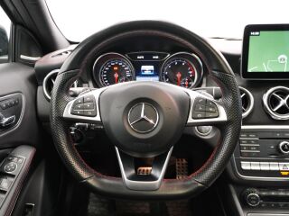Mercedes-Benz GLA 250 4Matic AMG pakett 2.0 155kW