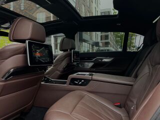 BMW 750 Li xDrive 4.4 330кВ