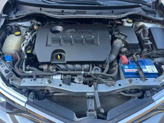 Toyota Auris 1.6 97kW