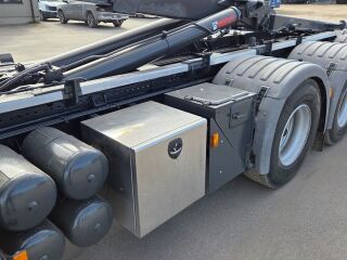 Scania P450 8X4*4 EURO 6 331kW