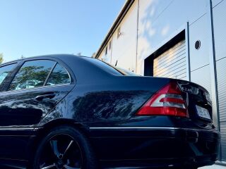 Mercedes-Benz C 240 Avantgarde 4Matic 2.6 125kW