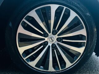 Volvo V90 Momentum 2.0 B4, AWD, Pro KERS Mild Hybrid 145kW