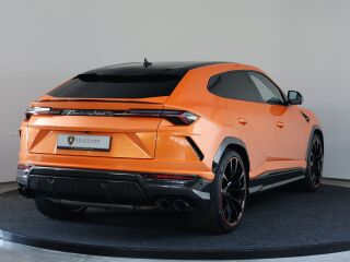 Lamborghini Urus PEARL CAPSULE 478kW