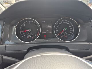 Volkswagen Golf 1.6 85kW