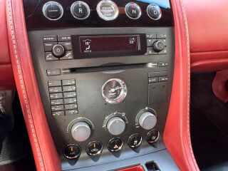 Aston Martin V8 Vantage V8 283kW