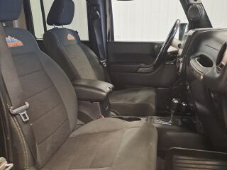 Jeep Wrangler Unlimited Mountain 2.8 CRD 147kW