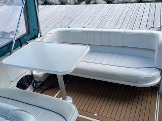 Sea Ray 250 SUNDANCER 5.0 MPI Mercruiser