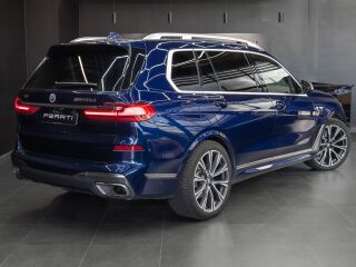 BMW X7 xDrive M50d Individual 3.0 R6 294kW