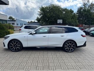 BMW 520 d xDrive MHEV Touring M-Sportpakett 2.0 145kW