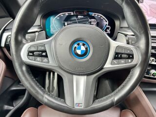 BMW 530 e xDrive M-PAKETT PLUG-IN 2.0 215kW
