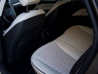 Ford Mondeo Vignale 4x4 2.0 R4 TDI CR 132kW