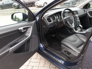 Volvo V60 SUMMUM 2.0 R5 120kW