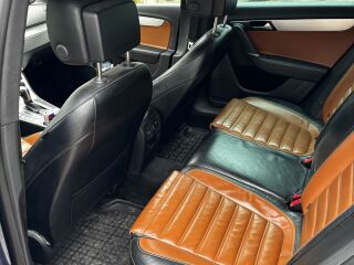 Volkswagen Passat R-Line Executive 2.0 103kW