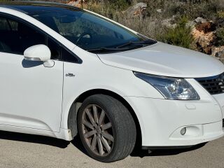 Toyota Avensis 2.2 110kW