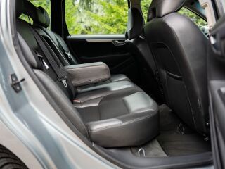 Volvo V70 Momentum 2.4 D5 120кВ