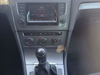 Volkswagen Golf 1.2 77kW