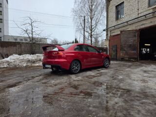 Mitsubishi Lancer Evolution 2.0 217kW