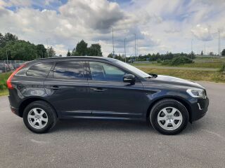Volvo XC60 D4 AWD 2.4 120кВ