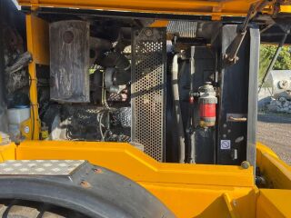 JCB 411HT 74кВ