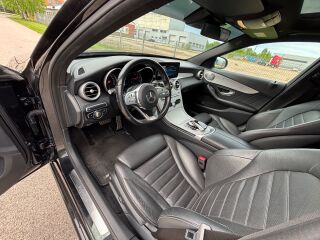 Mercedes-Benz C 220 D AMG 4MATIC 2.0 143kW