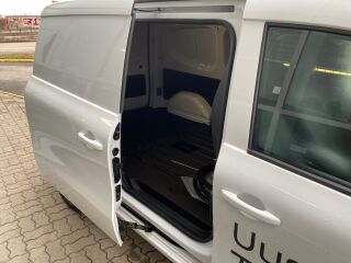 Nissan Townstar Van N-Connecta L2 51kW