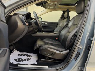 Volvo XC60 AWD Luxury Inscription FaceLift MY23 2.0 T6 Twin-Engine PLUG-IN-HYBRID LONG RANGE 293kW