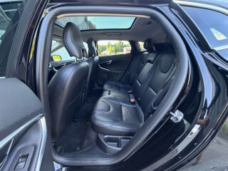 Volvo V40 Facelift SUMMUM 2.0 D2 88kW