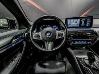 BMW 530 M-Paket 2.0 215kW